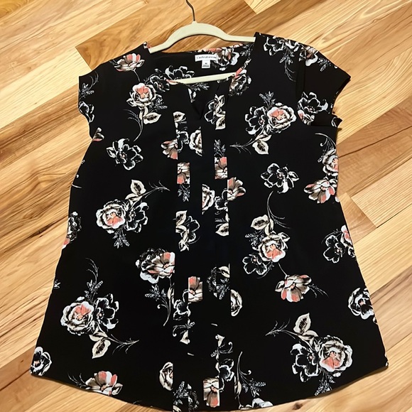 croft & barrow Tops - *SOLD IN LIVE SHOW*Croft and Barrow Medium Cap Sleeve Dressy Work Top